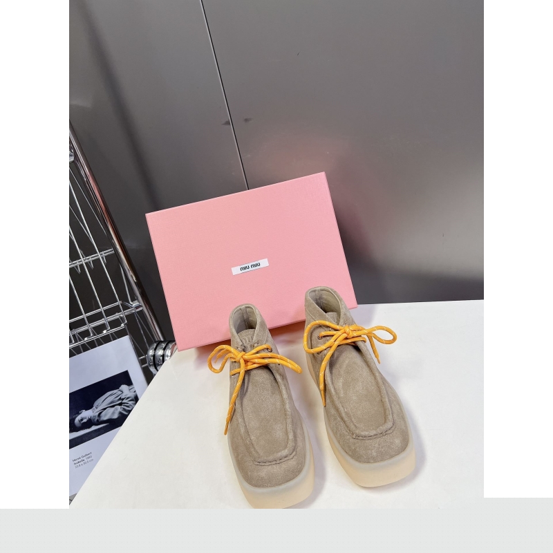 Miu Miu Casual Shoes